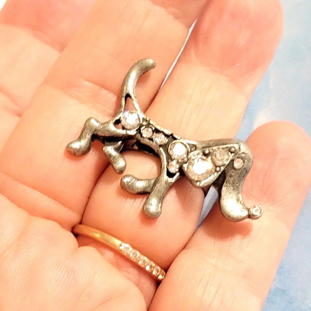 Vintage Dachshund Hound Dog Rhinestone Adjustable Ring, Silver-tone & Glass r-39